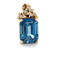 14kt Yellow Gold 15x12mm Blue Topaz Pendant