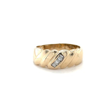  14kt Yellow Gold Fancy Band