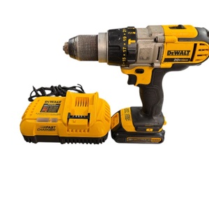 Dewalt DCD985 Hammer Drill