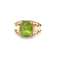  10kt Yellow Gold Peridot Ring