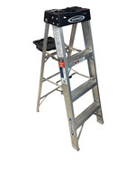 Werner 374 Single Sided Step Ladder with Pail Shelf, 300 Lb, 4'