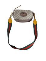 Gucci Nel GG Supreme Messenger Crossbody Bag