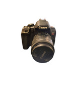 Canon EOS Rebel T8i w/ Carrying Backpack
