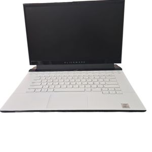 Alienware M15 R3